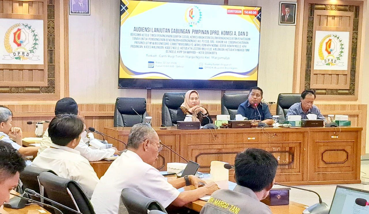 Audiensi DPRD Bojonegoro Bendungan Karangnongko Memanas, Warga Ngelo Tuntut Ganti Rugi img 20260723 wa0019