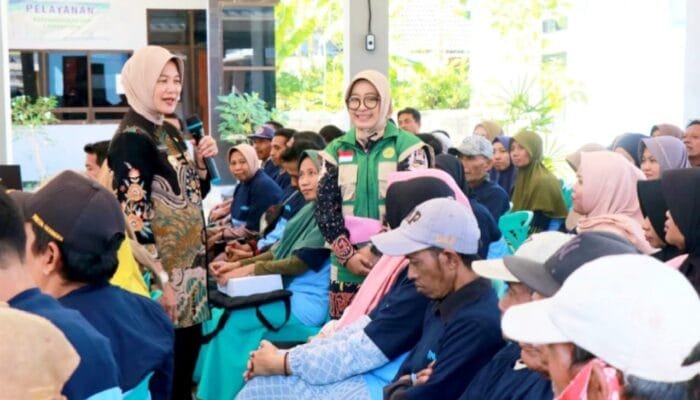 Bojonegoro Perkuat Ekonomi Warga Lewat Program Gayatri, Ini Pesan Wabup Nurul Azizah