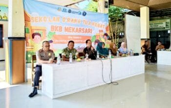 Bukan Hanya Mengasuh, Ini Misi Besar Sekolah Orang Tua Hebat di Lamongan