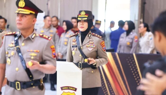 Polwan Pertama Pimpin Polres Bojonegoro, AKBP Yenni Minta Ini