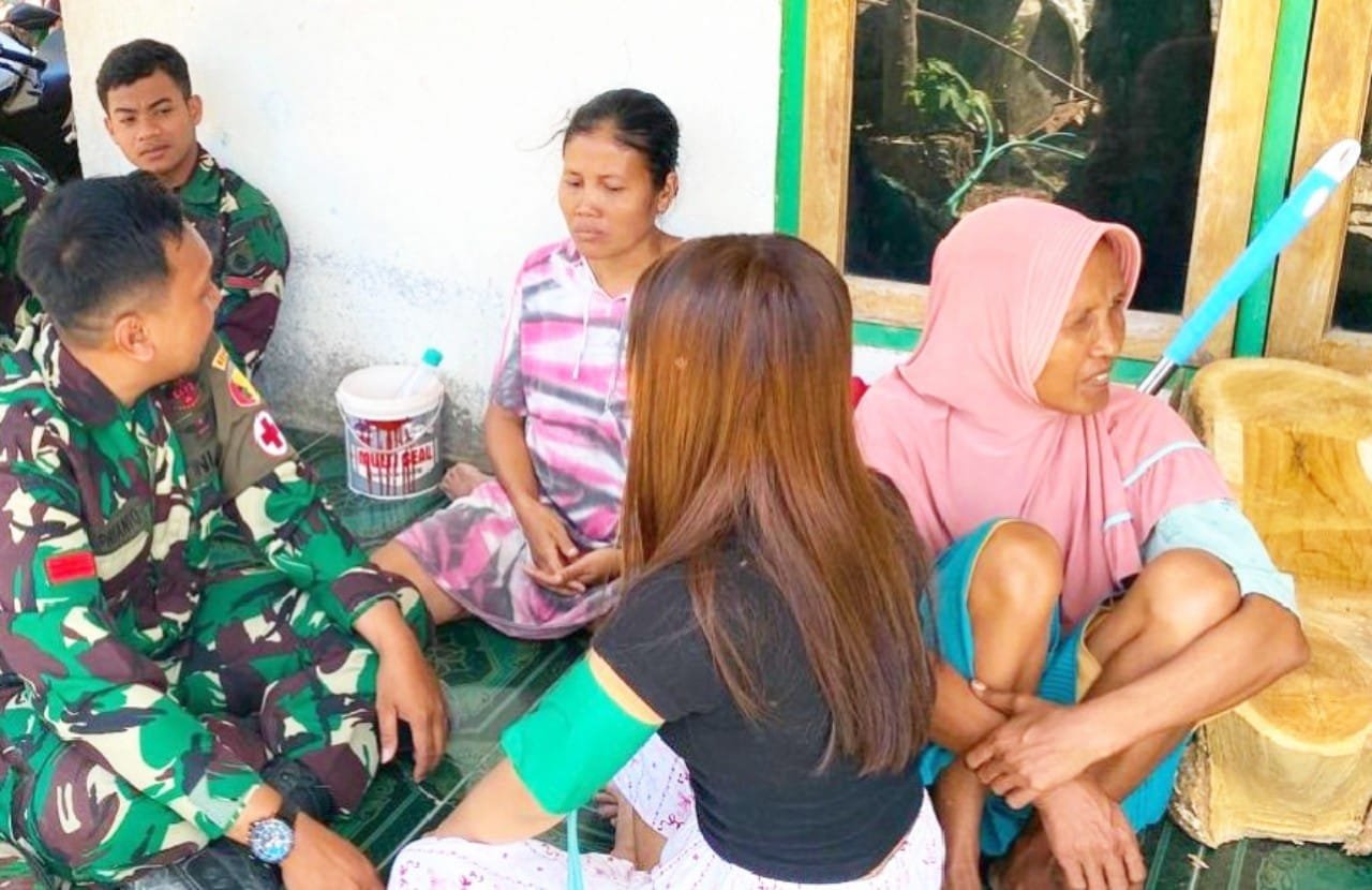 TMMD 129 Bojonegoro Jemput Bola, Warga Kesongo Nikmati Layanan Kesehatan Gratis img 20260729 wa0019