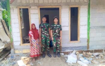 TMMD 129 Bojonegoro Percepat Rehabilitasi Rumah Ibu Tini, Tinggal Tahap Finishing