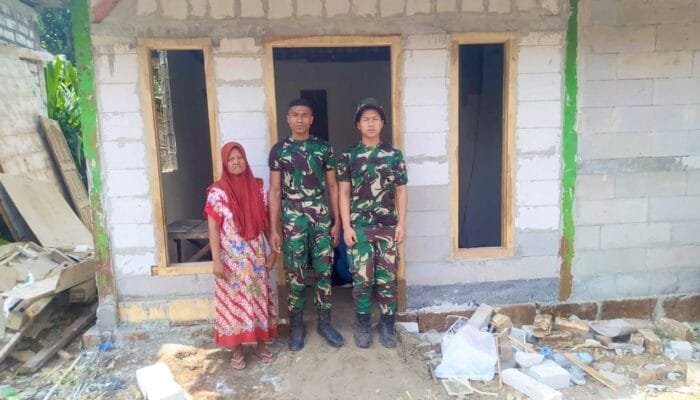 TMMD 129 Bojonegoro Percepat Rehabilitasi Rumah Ibu Tini, Tinggal Tahap Finishing
