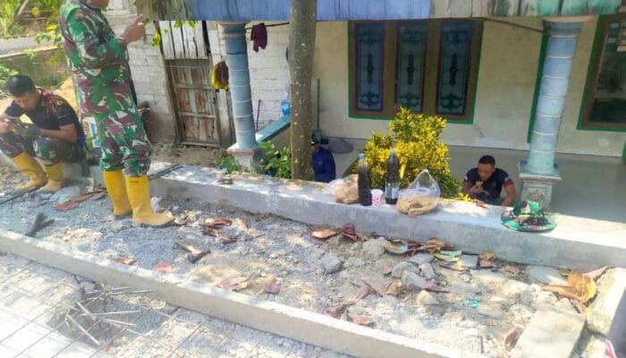 TMMD Bojonegoro Satukan TNI dan Warga, Setiap Hari Kopi hingga Nasi Berdatangan ke Lokasi Cor Beton