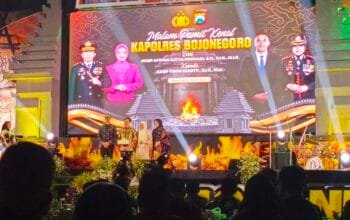 Tongkat Komando Polres Bojonegoro Berganti, Ini Pesan Menyentuh AKBP Afrian dan AKBP Yenni