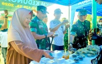 TMMD 129 Bojonegoro Perkuat Ekonomi Kerakyatan, Produk UMKM Kesongo Dipuji Tim Wasev