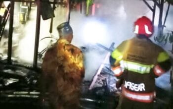 Rumah Warga Kepohkidul Kedungadem Bojonegoro Terbakar, Damkarmat Pastikan Tak Ada Korban Jiwa