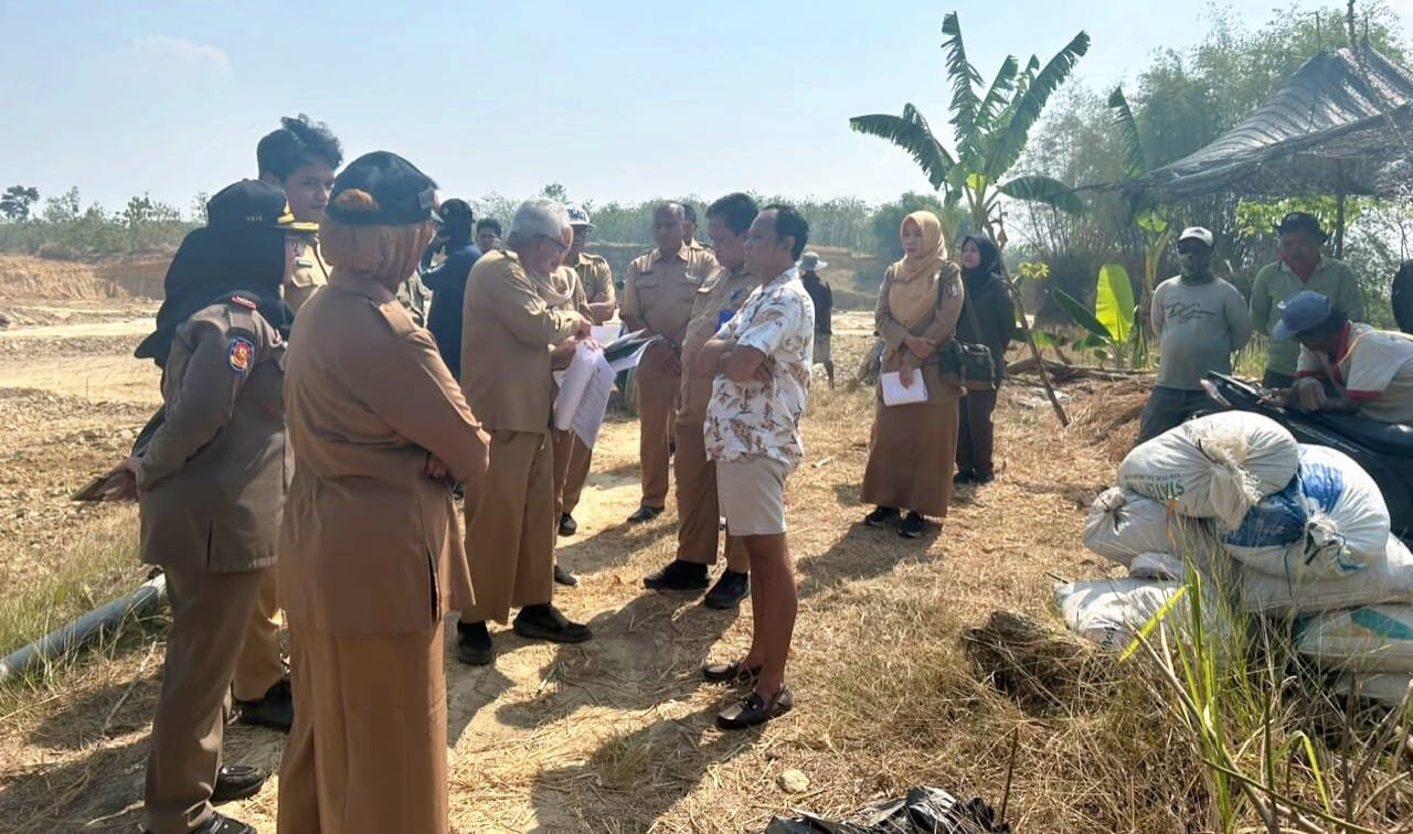Pemkab Bojonegoro Bertindak Tegas, Galian Tanah di Lahan Pertanian Trucuk Disetop img 20260805 wa0032