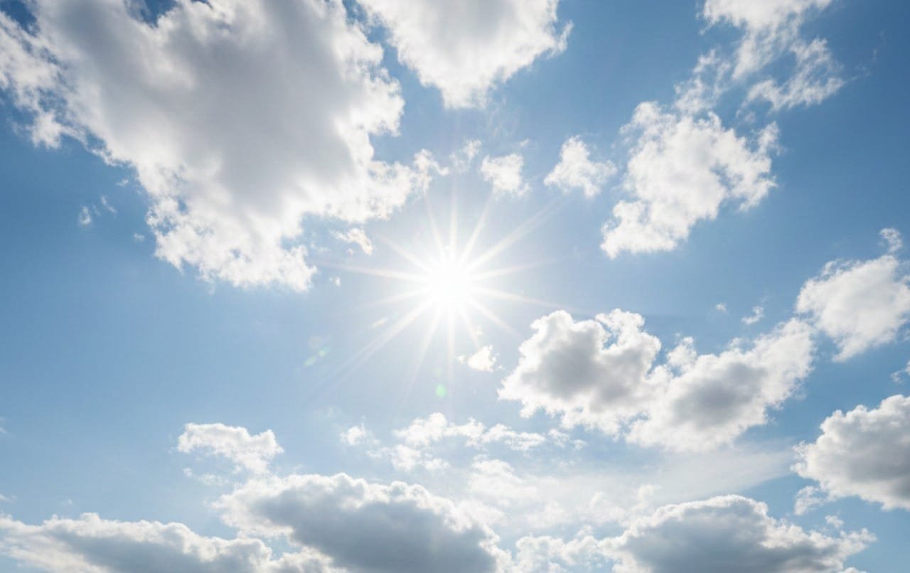 Cuaca Bojonegoro Hari Ini: Cerah, Suhu 32°C img 20260810 wa0004