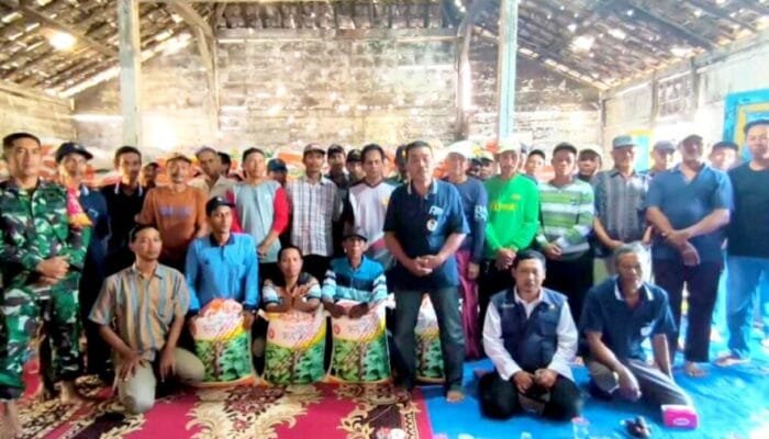 125 Hektare Tembakau di Kepohbaru Bojonegoro Dapat Bantuan 21,8 Ton Pupuk NPK