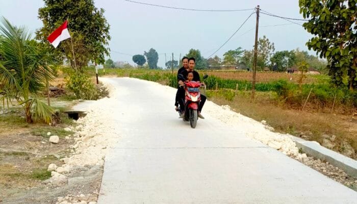 Warga Senang, Jalan Cor Kedungpandan Rampung Lewat TMMD Bojonegoro