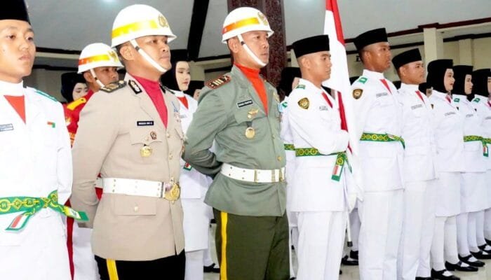 Dikukuhkan Jelang HUT RI, Paskibraka Lamongan Bawa Misi Besar