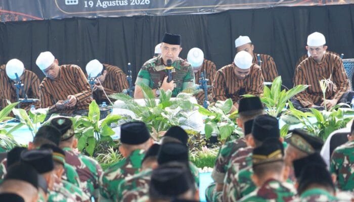 Prajurit dan Persit Kompak Bersholawat, Maulid Nabi di Kodim Bojonegoro Menggetarkan