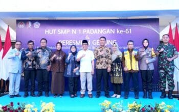 Gedung Baru SMPN 1 Padangan Bojonegoro Diresmikan, Ini Pesan Menko PMK Pratikno