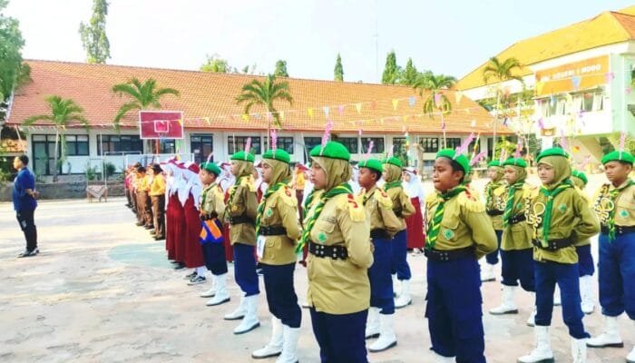 HUT RI di Modo Lamongan Makin Meriah, Pelajar Tampilkan PBB Kreasi