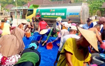 Tlogohaji Bojonegoro Mulai Kekurangan Air, Bantuan 8.000 Liter Akhirnya Tiba