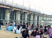​Senja di Bendungan Gerak Bojonegoro, Keindahannya Bikin Pengunjung Terpesona