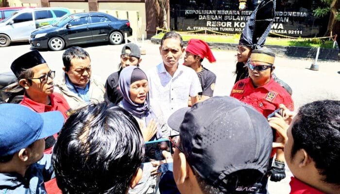 Tak Boleh Kebal Hukum, Aliansi Massa Geruduk Dua Lembaga Penegak Hukum Gowa