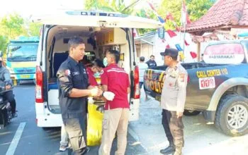 Laporan 110 Masuk, Polsek Dander Langsung Meluncur ke TKP Lakalantas Ngraseh Bojonegoro
