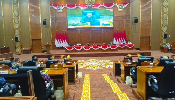 P-APBD 2026 Dibahas di Rapat Paripurna DPRD Bojonegoro, Bupati Wahono Soroti Efektivitas Anggaran