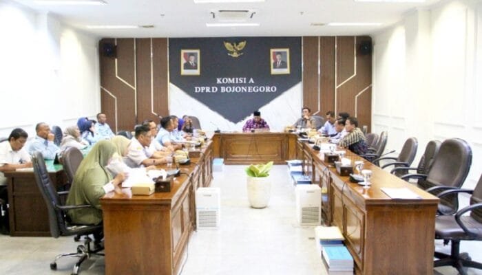 3 Dekade Tak Selesai, Nasib Tanah Warga Terdampak Jembatan Glendeng Dibawa ke DPRD Bojonegoro