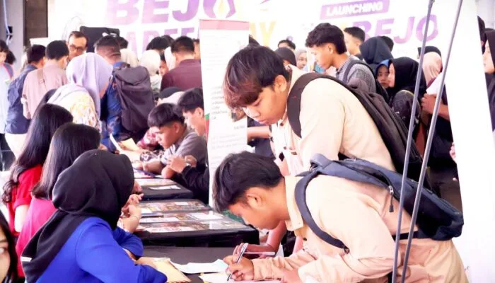 Ribuan Pencari Kerja Datang, Ini Target Pemkab Bojonegoro