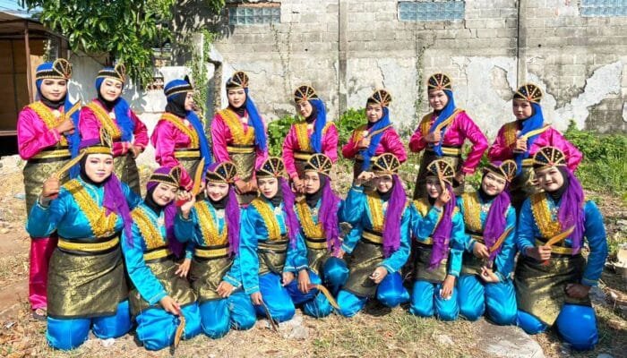 Fantastis, Siswa MTs Plus Nabawi Kedungadem Bojonegoro Banjir Gelar Juara