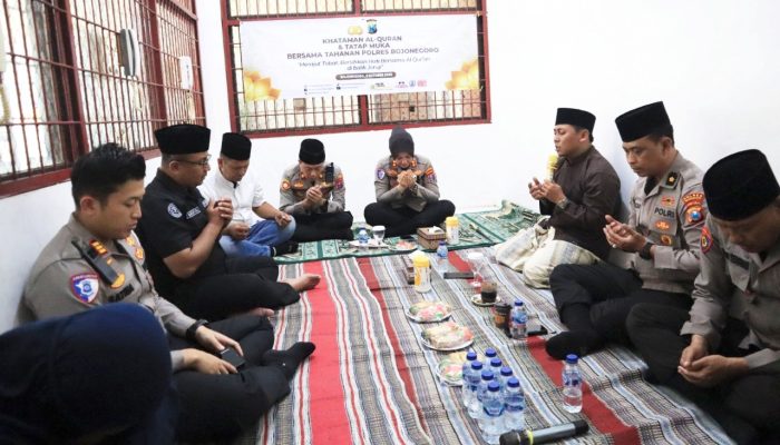Rajut Tobat di Balik Jeruji, Kapolres Bojonegoro Pimpin Khataman Al-Qur’an