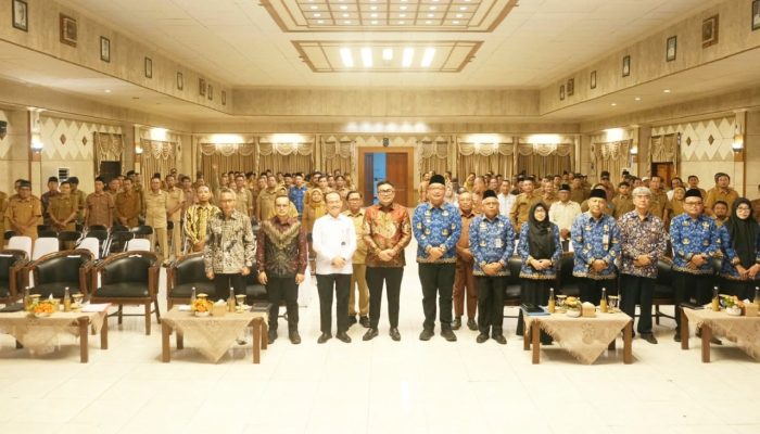 Dana Desa Gresik Menyusut, Wabup Alif Tantang Desa Lebih Kreatif