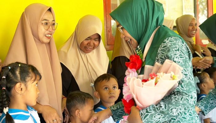 Cantika Wahono Ajak Kader PKK Bojonegoro Pilah Sampah, Ada Peluang Tambah Penghasilan