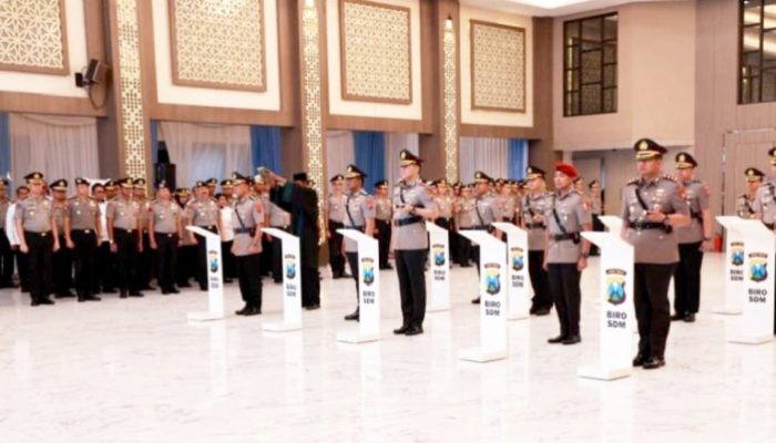 Kapolda Jatim Pimpin Sertijab, Sejumlah Kapolres Dapat Tugas Baru