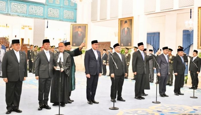 Presiden Prabowo Rombak Sejumlah Jabatan Strategis, Kepala BNPB hingga Wamen Berganti
