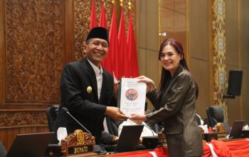 Fraksi PDIP DPRD Bojonegoro Dorong Ekonomi Kreatif dan BUMDes Jadi Mesin Baru PAD