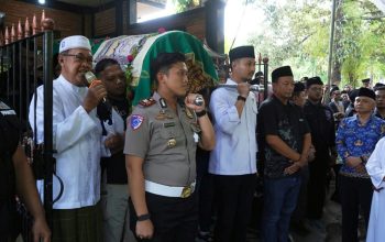 Ketua BKP Bojonegoro Wafat, Kapolres AKBP Yenni Diarty Takziah ke Rumah Duka